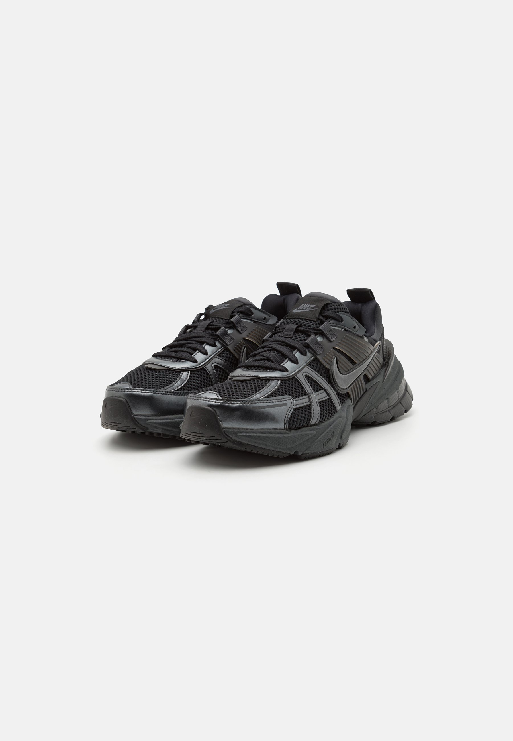کتونی نایک وی تو کی Nike V2K Run Black FD0736-0011