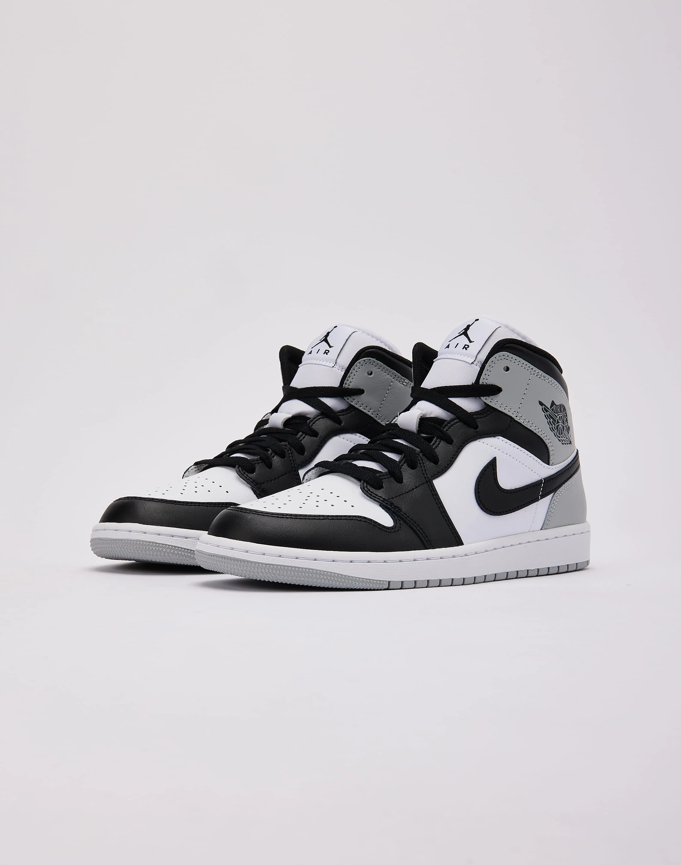 کتونی جردن وان مید  Jordan 1 Mid Black Gray   DQ8426-1012